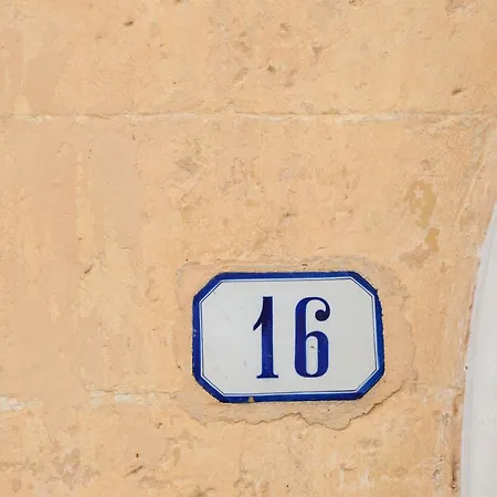 La Dimora Dei Pumi Verdi דירה מנדוריה